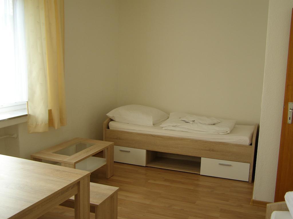 Hotel Alt Vinnhorst Hannover Ruang foto