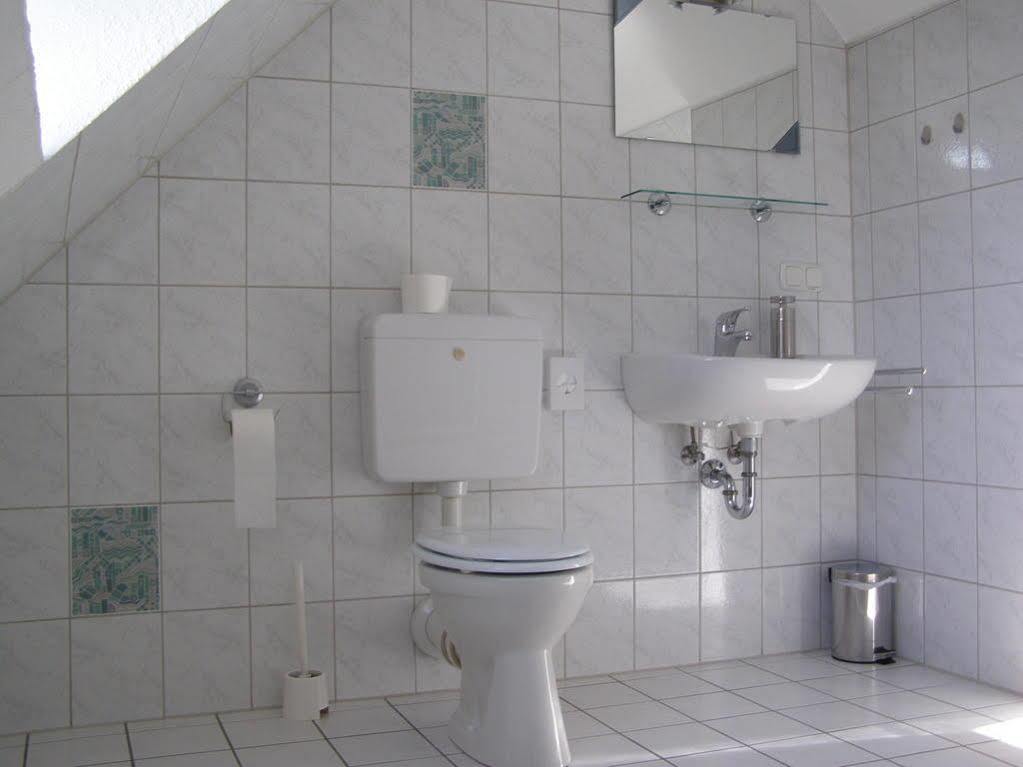 Hotel Alt Vinnhorst Hannover Bagian luar foto